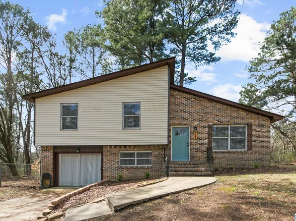 5242 Stevens Ct, Mount Olive, AL 35117