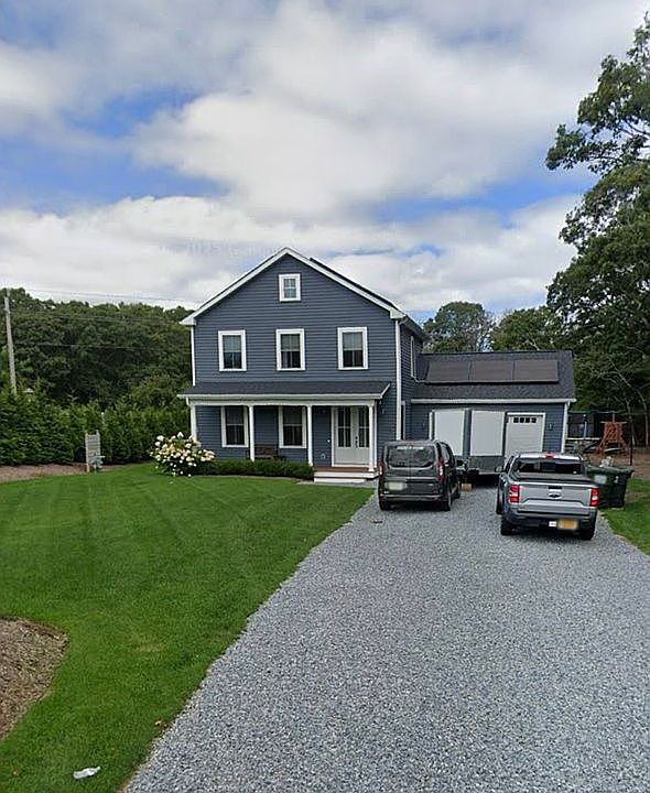 1st image of 98B Old Country Rd