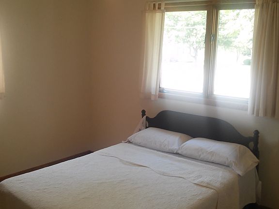 5th image of 525 Millersville Ave