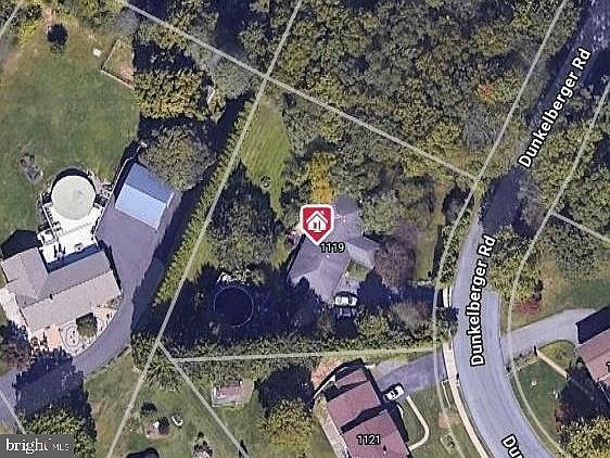 4th image of 1119 Dunkelberger Rd