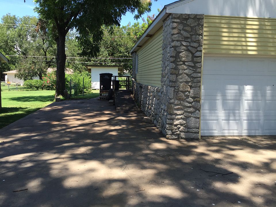 RV parking /Wheelchair ramp