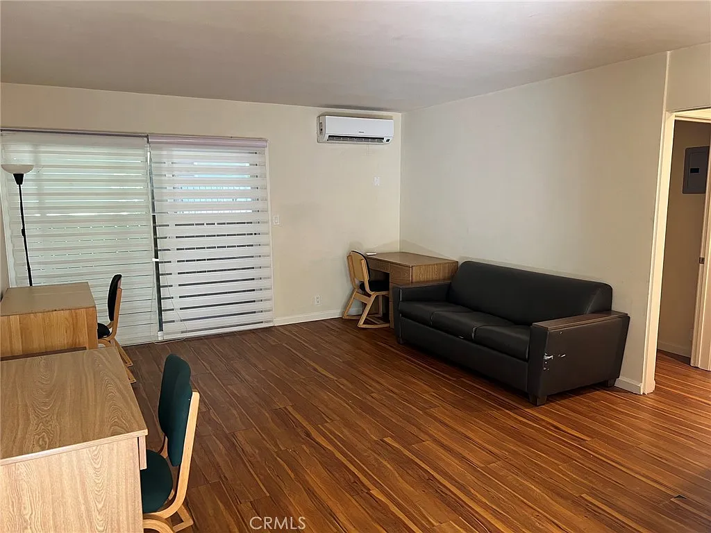 1 bed, 780 sqft, $2,595 — Photo 3
