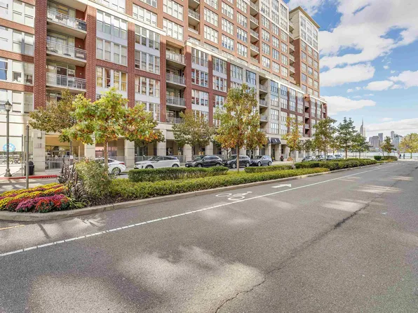 1125 Maxwell Ln APT 828, Hoboken, NJ 07030