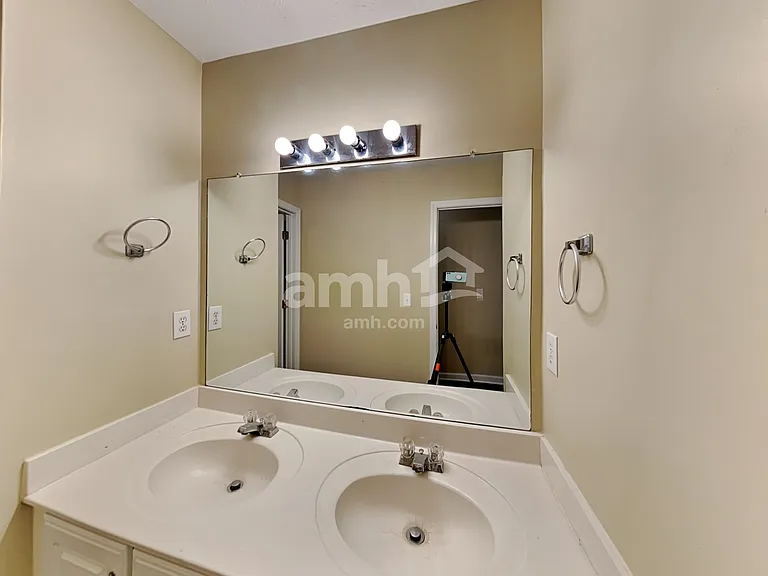 94 Crestview Dr — Photo 18