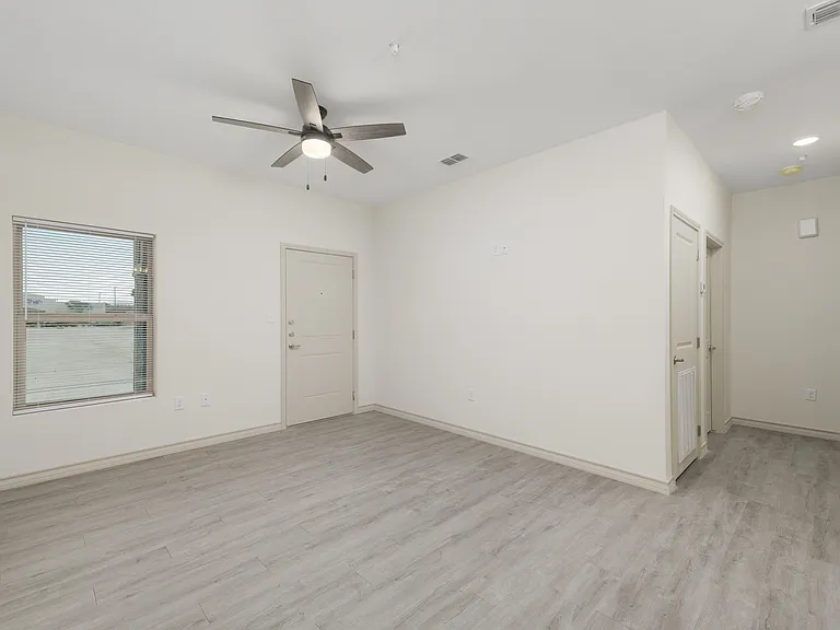2107 Village Center Dr #24 — Photo 8