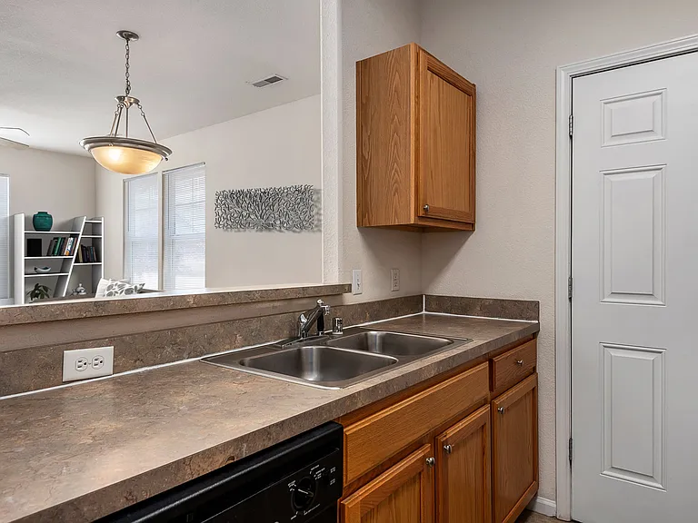 Ironwood Apartments and Townhomes — Photo 24