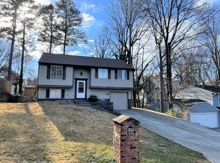 1504 Robin Hill Dr, Norcross, GA 30093