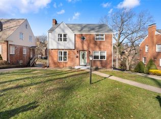 121 Delano Dr, Pittsburgh, PA 15236