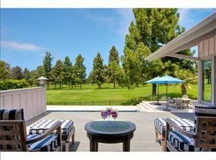 1320 W Muirlands Dr, La Jolla, CA 92037