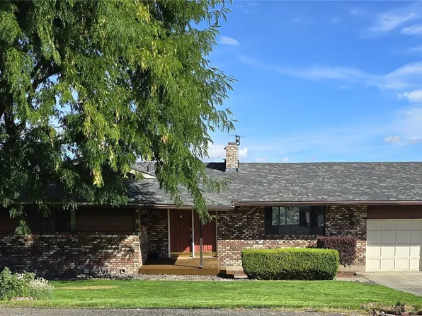 807 Riverview Avenue, Selah, WA 98242