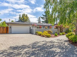 1025 Border Rd, Los Altos, CA 94024