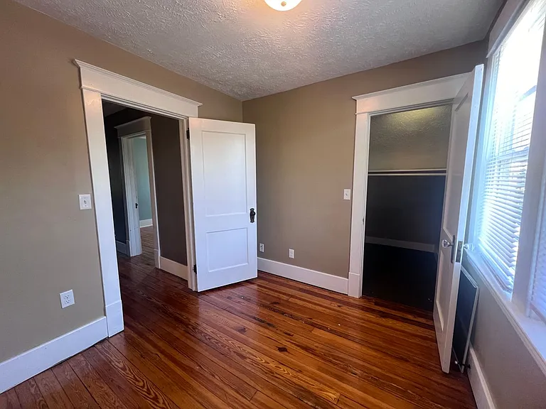1040 Powers Ave NW — Photo 39