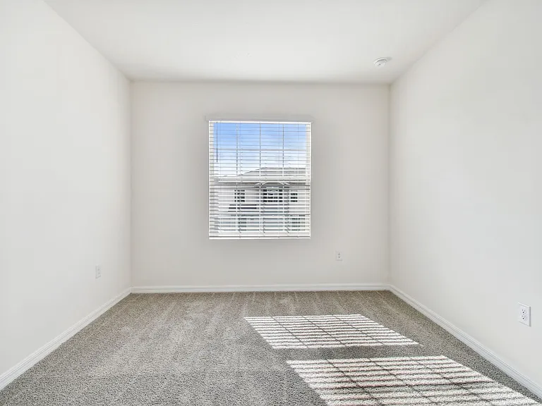 5679 English Oak Ln — Photo 46