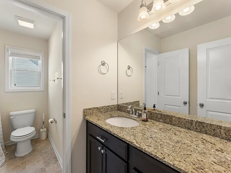 201 Ashewicke Dr — Photo 8