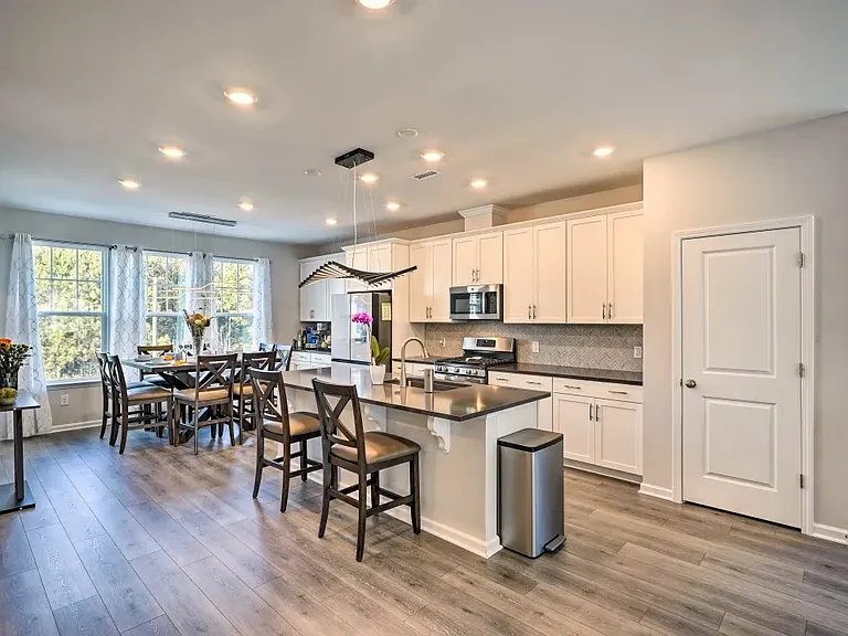 1020 Manorhaven Dr — Photo 9