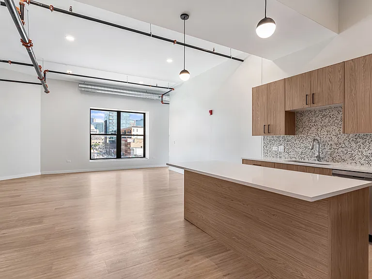 805 N. Milwaukee — Photo 22