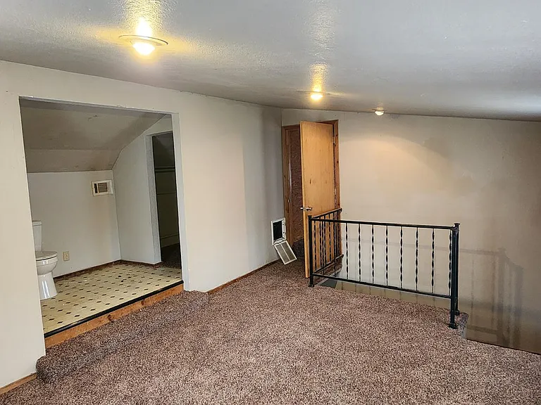 2120 Houston Ave — Photo 19
