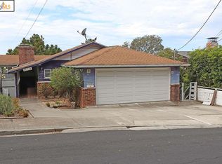 94 Stratford Rd, Kensington, CA 94707