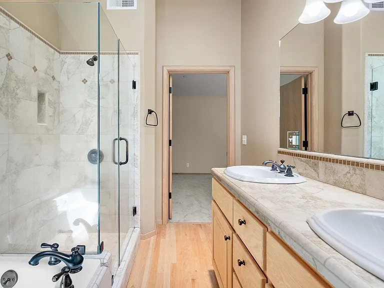 310 Wild Iris Ln — Photo 23