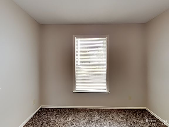 2nd image of 940 Balto Dr
