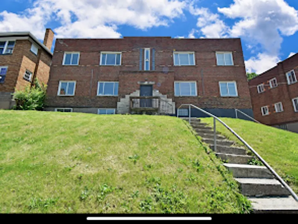 5210 Montgomery