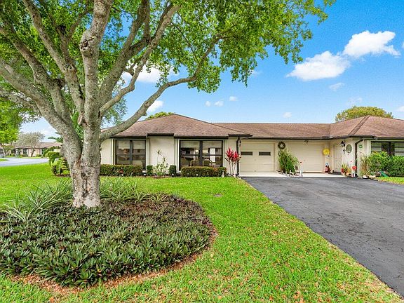 4th image of 4872 Dovewood Circle #A