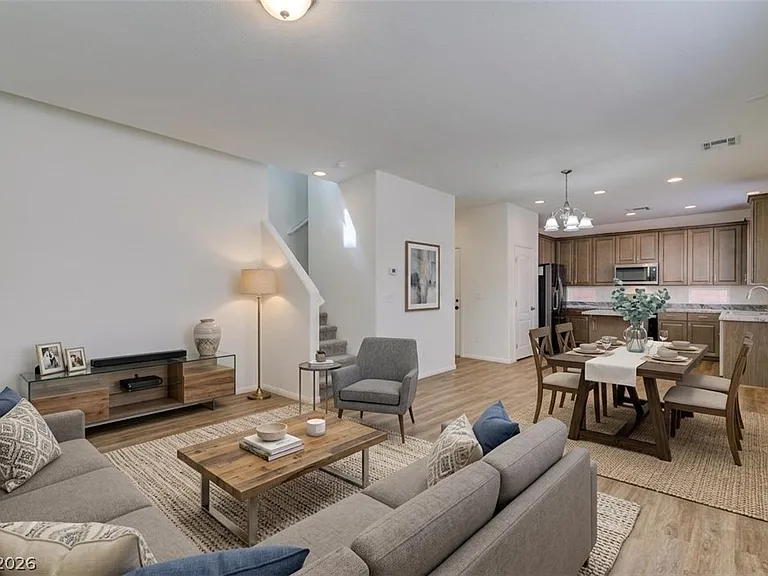 685 Taliput Palm Pl — Photo 9