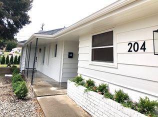 204 N 34th Ave, Yakima, WA 98902