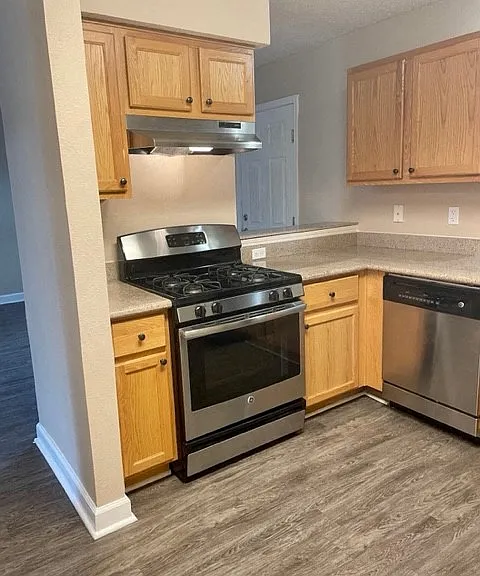 37 Laiken Ct — Photo 7