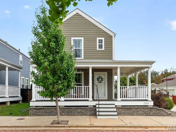 3213 Camp St, Saint Charles, MO 63301