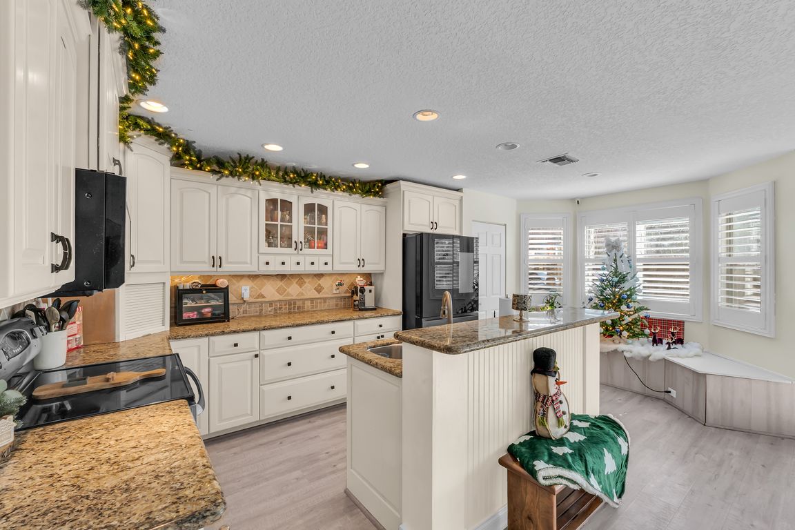 next background image