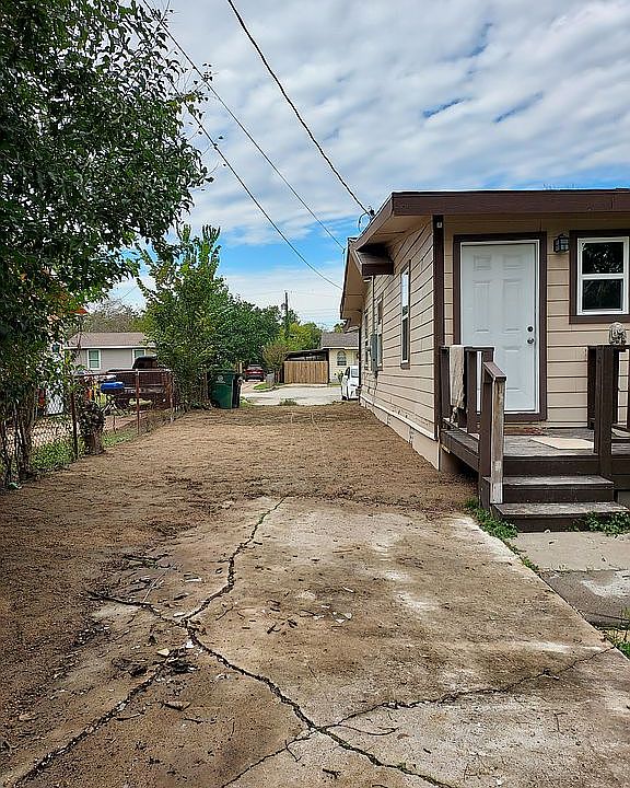 Front Entry and Driveway