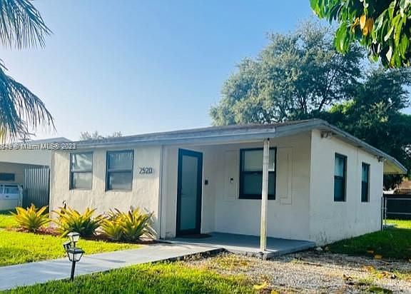 3rd image of 2520 NW 155th St