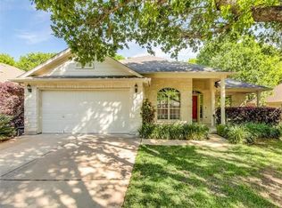 2033 Red Oak Cir, Round Rock, TX 78681
