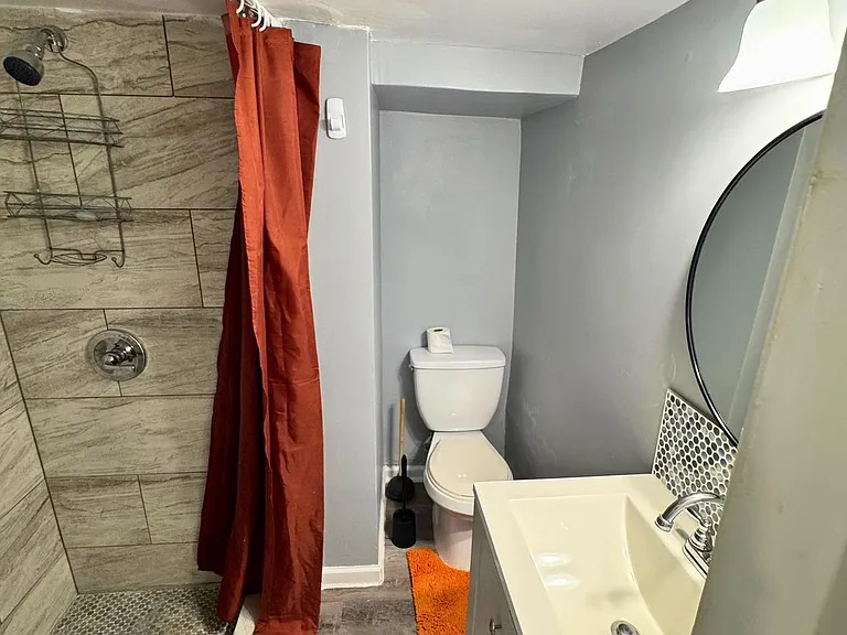548 Radnor Ave — Photo 36