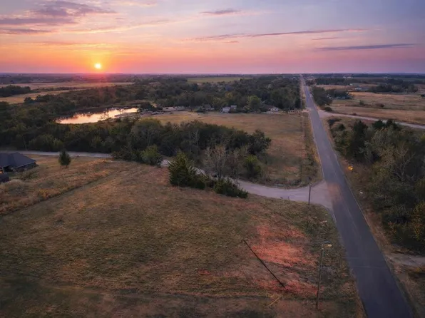 1697 County Road 1230, Tuttle, OK 73089