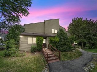 34 Sycamore Ct, Highland Mills, NY