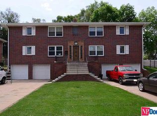 6613 Pratt St, Omaha, NE 68104