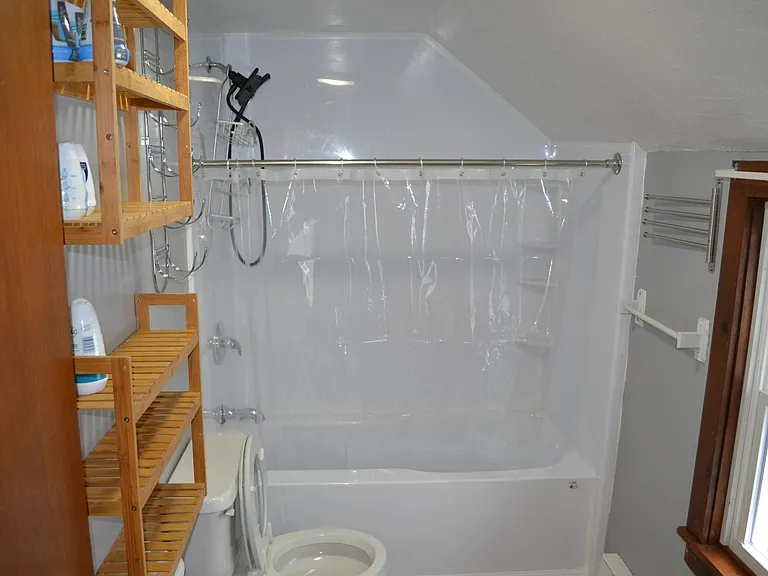 31D Sutton Rd #D — Photo 4