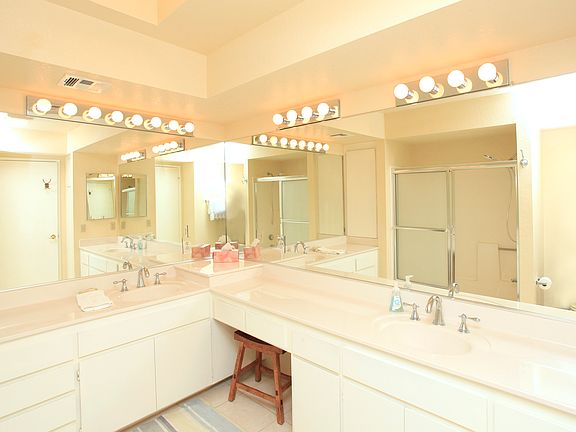 4th image of 35200 Cathedral Canyon Dr Unit 144