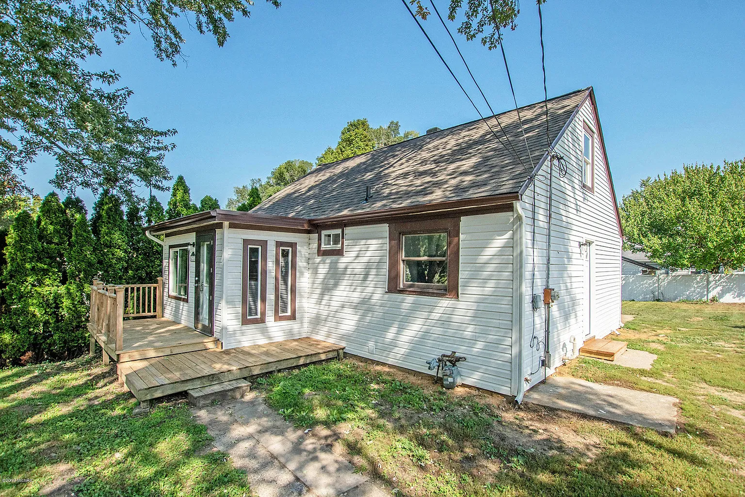 4228 Bell Ave NE photo 1