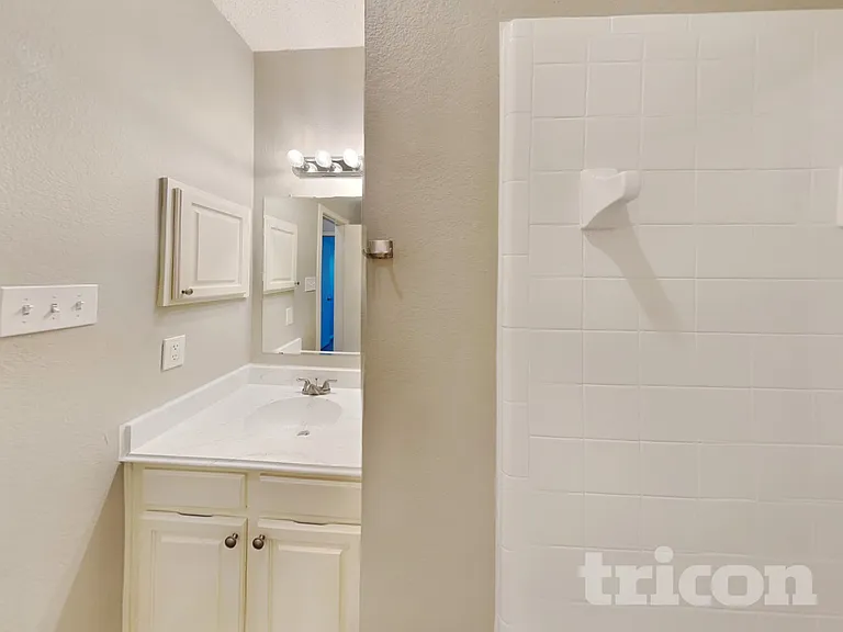 1130 Dandelion Dr — Photo 16