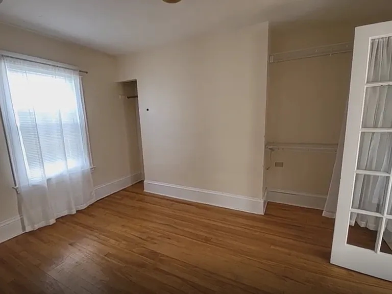 3240 Pillsbury Ave S #2 — Photo 4