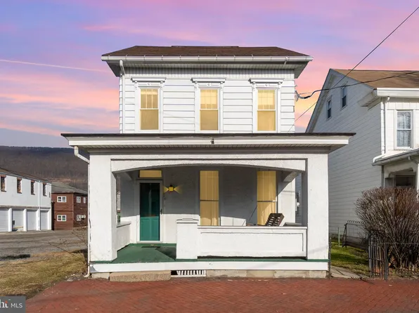 625 N 2nd St, Lykens, PA 17048