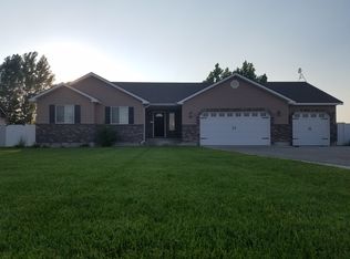 19 N Currant Ln, Rigby, ID 83442