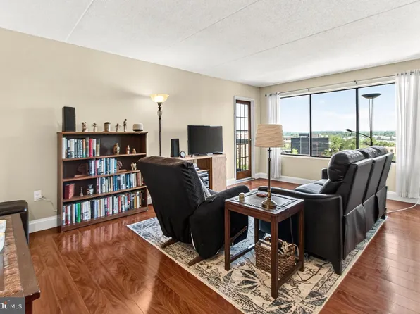 6300 Stevenson Ave APT 1122, Alexandria, VA 22304