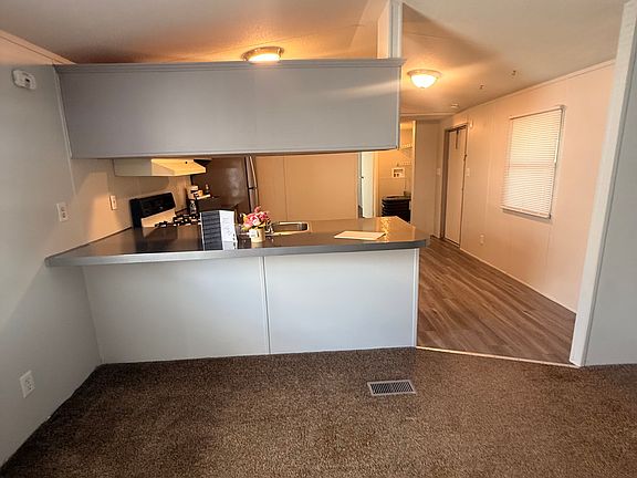 3rd image of 3323 Eastern Ave