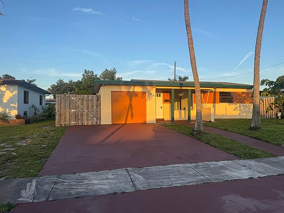 4th image of 701 NW 74th Avenue