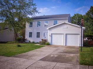 336 Green Meadows Dr W, Powell, OH