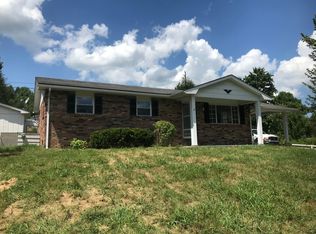 70 Maple Ln, Morehead, KY 40351